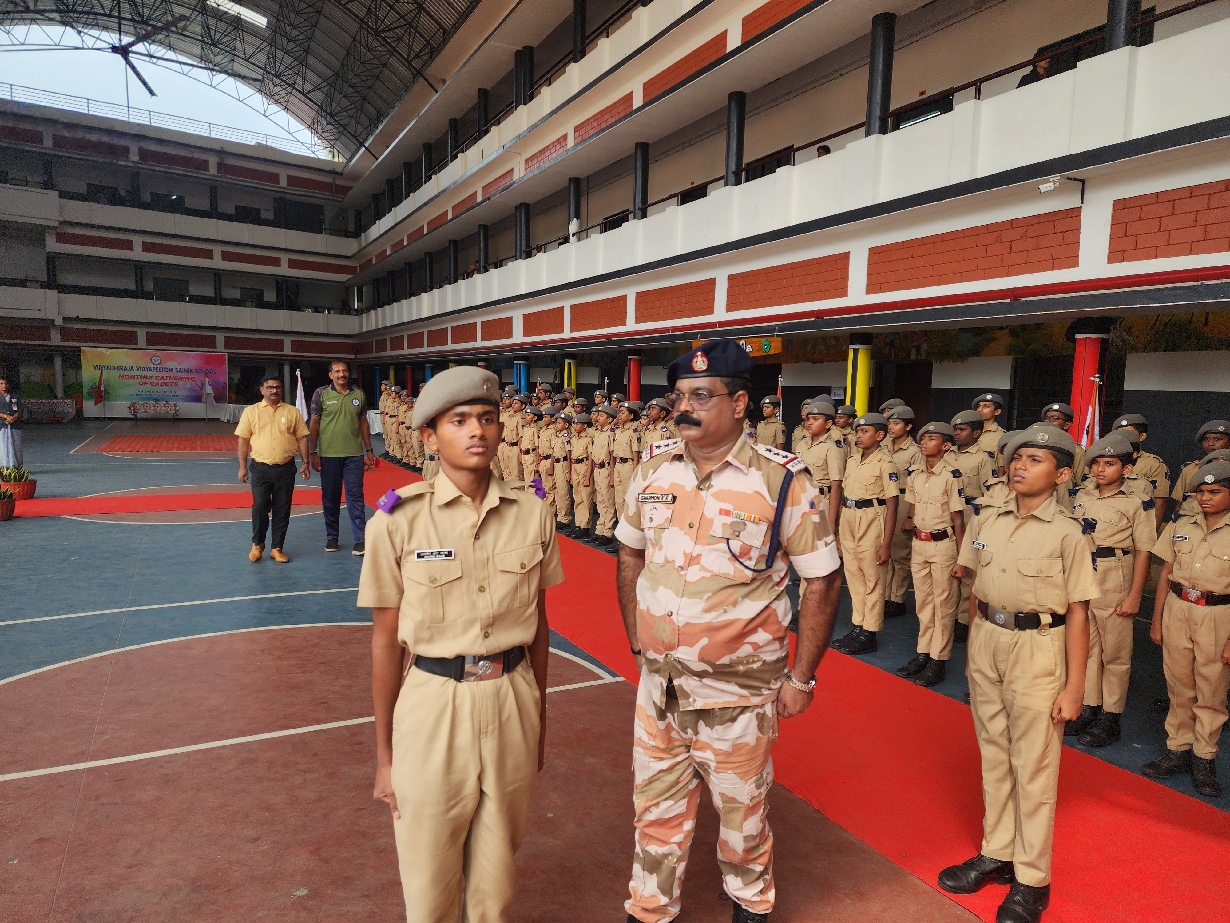 Itbp Weapon Display — Vidyadhiraja Vidyapeetom Sainik School